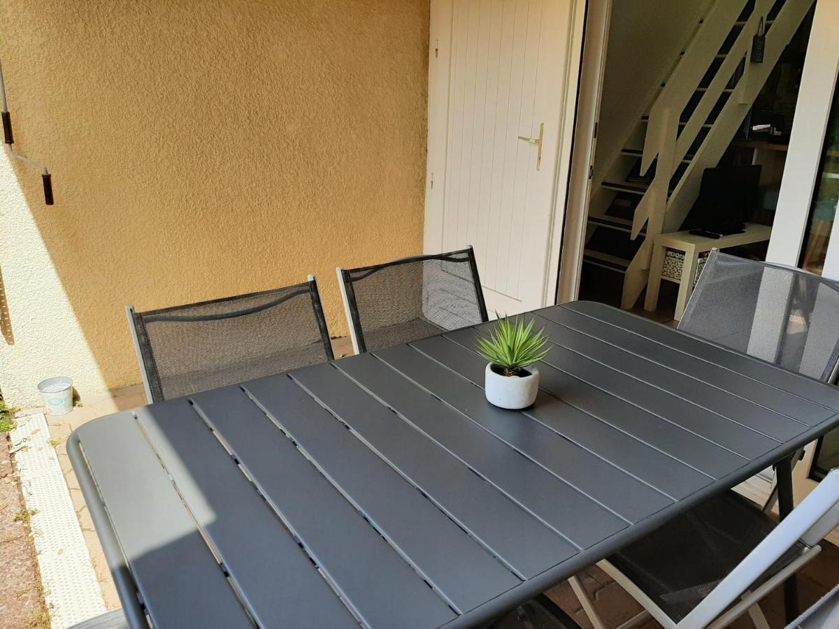 Charmante Villa Patio Avec Terrasse : Proche Plages Et Centre, Ideale Pour 4 Personnes - Fr-1-239-789 Capbreton Εξωτερικό φωτογραφία