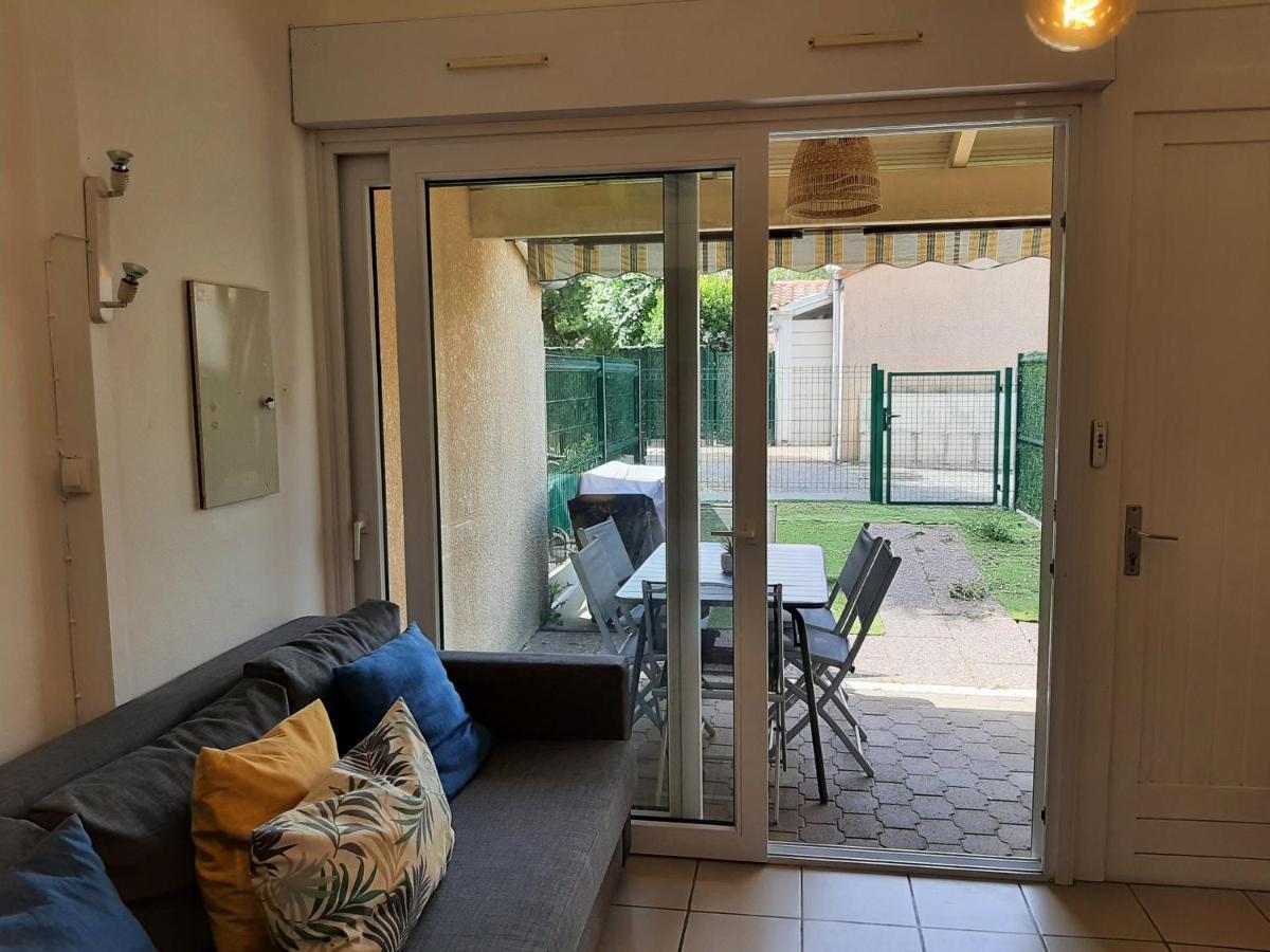 Charmante Villa Patio Avec Terrasse : Proche Plages Et Centre, Ideale Pour 4 Personnes - Fr-1-239-789 Capbreton Εξωτερικό φωτογραφία