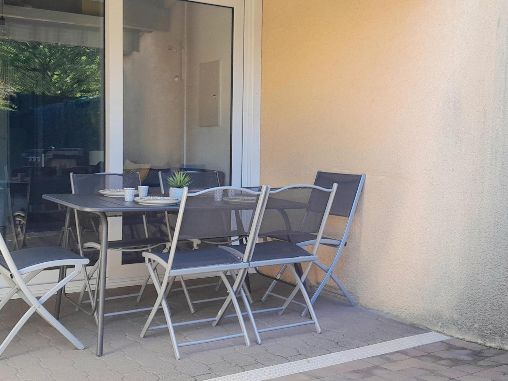 Charmante Villa Patio Avec Terrasse : Proche Plages Et Centre, Ideale Pour 4 Personnes - Fr-1-239-789 Capbreton Εξωτερικό φωτογραφία
